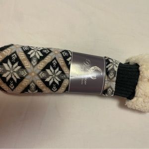 Brand new slippers/socks size M/L